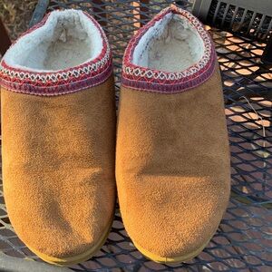 Cozy Brown Slip-On clogs